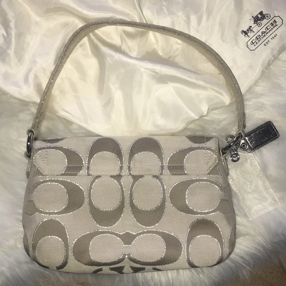 AUTHENTIC “COACH POPPY GLAM” PURSE - Picture 9 of 15